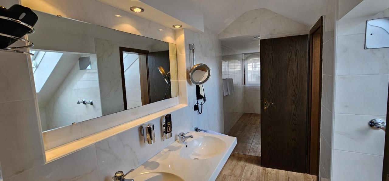 Schwaben Hotel Ebnisee מראה חיצוני תמונה